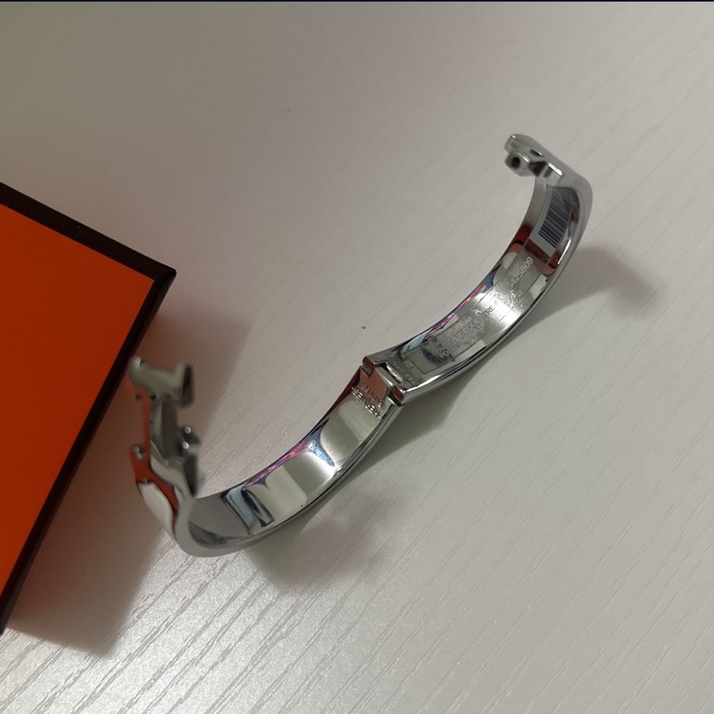 Hermès Clic H Bracelet - Picture 4 of 4